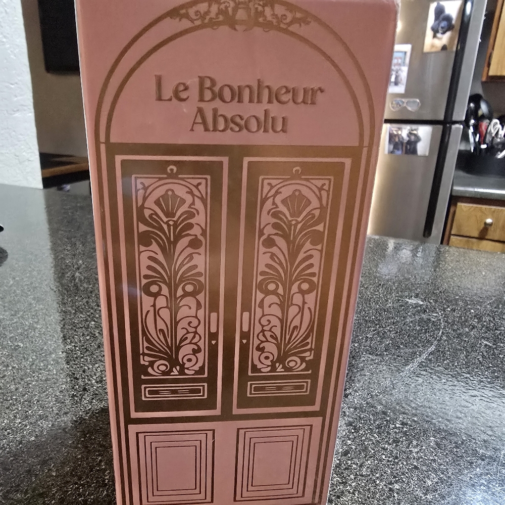 Le Bonheur Absolu Decorative Box Perfume